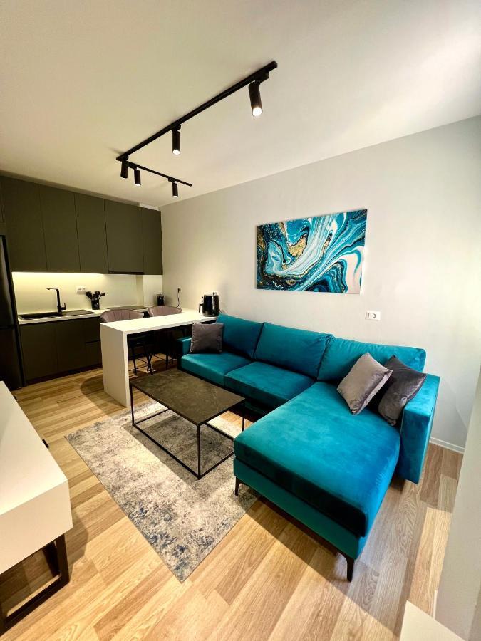 Center Of - Appartement *